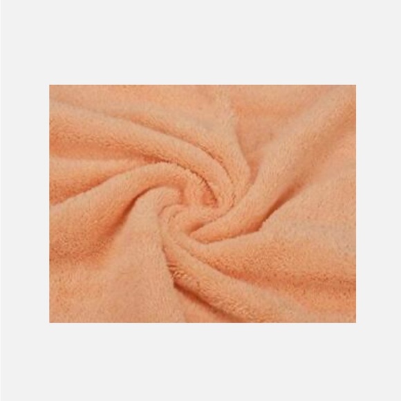 American Soft Linen Luxury 70” x 36”Oversized Bath/Beach Sheet. New. - Picture 3 of 5